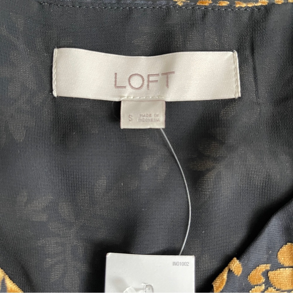 LOFT Floral Burnout Velvet Cami Top Black Gold Size S NWT - Picture 6 of 10
